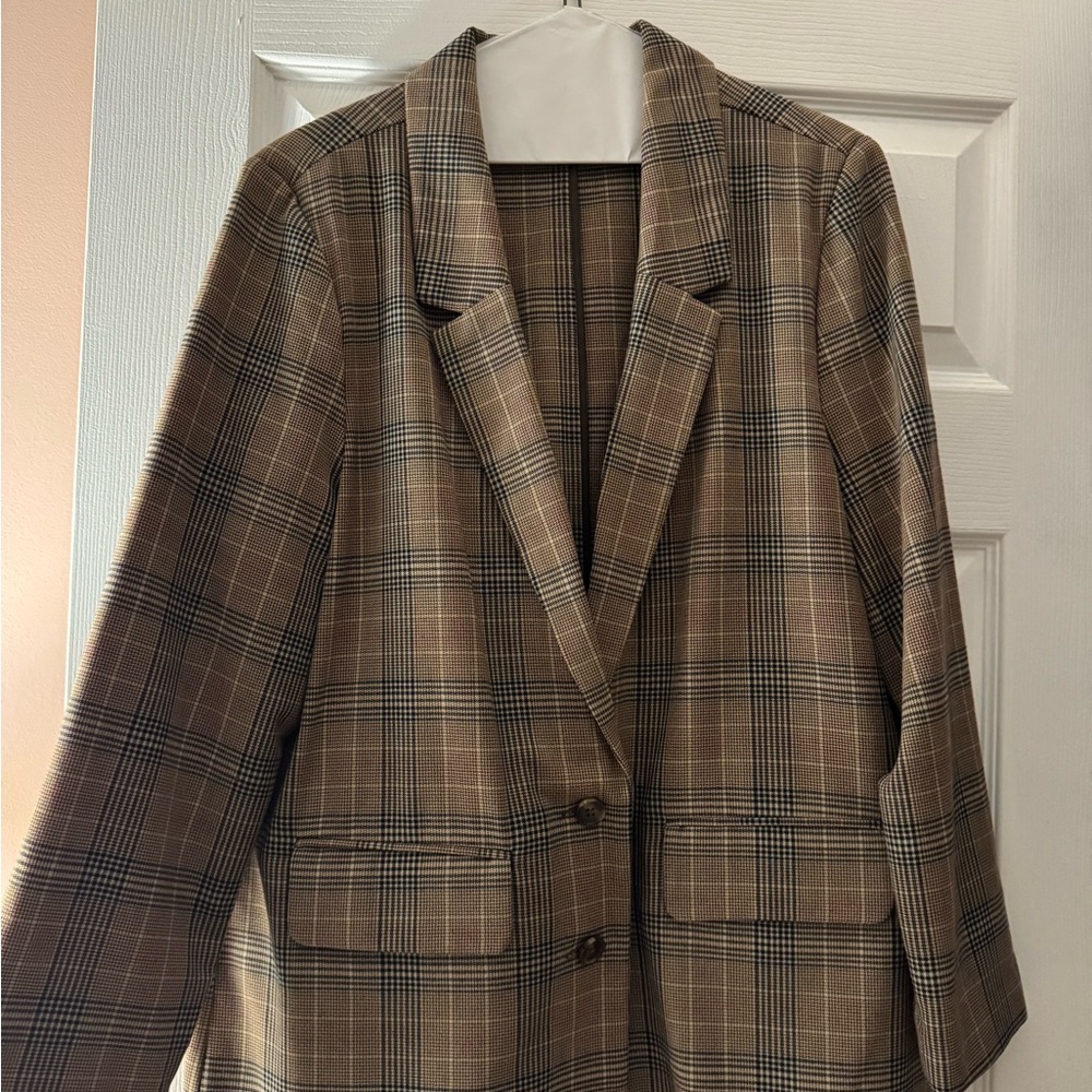 Old Navy Tan and Black Plaid Blazer